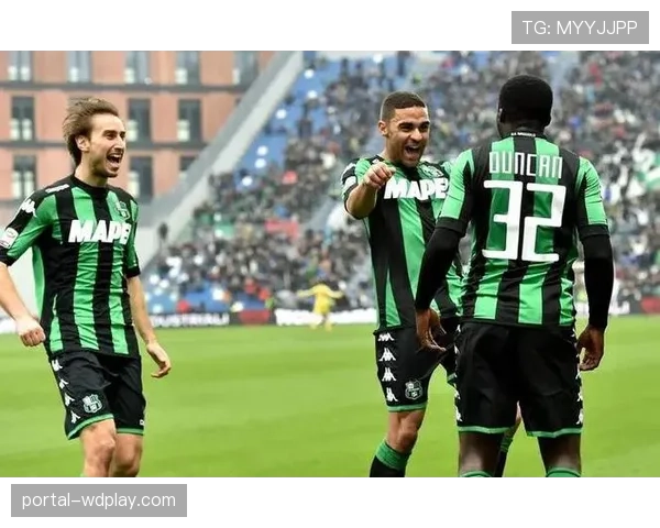 莱切2-1萨索洛，后者跌入降级区