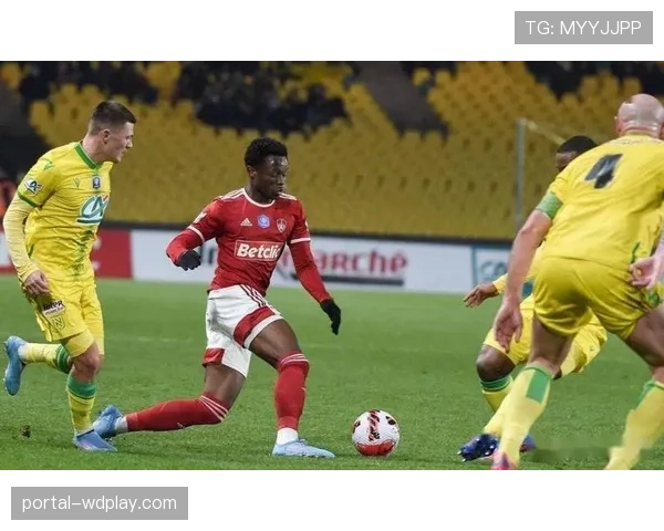 深度战术：解析都灵四月连胜期间，中场绞杀战术的具体执行数据